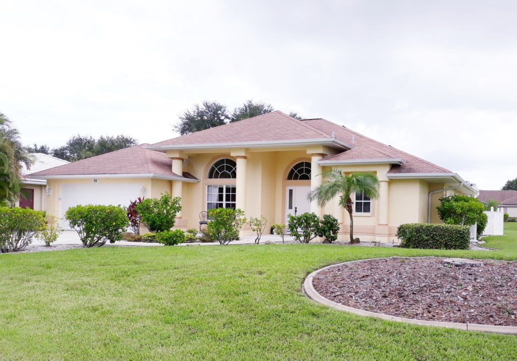 3 bedrooms / 2 bathrooms, sleeps 6 - Main Image