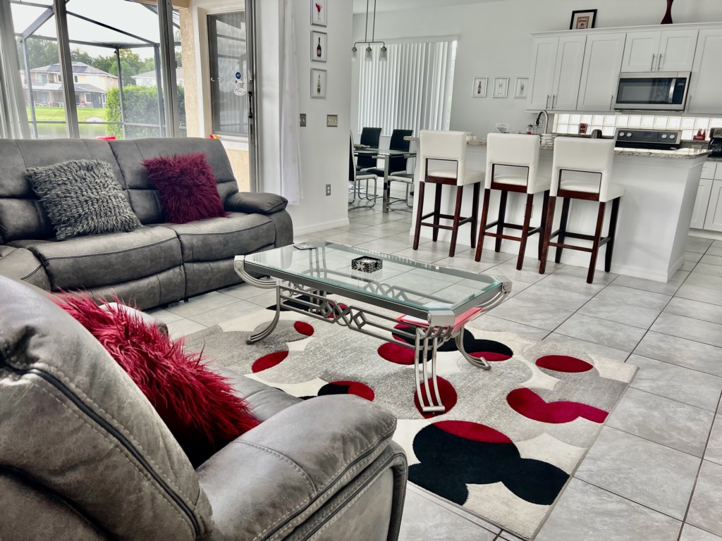 5 bedrooms / 3.5 bathrooms, sleeps 10 - Image 4