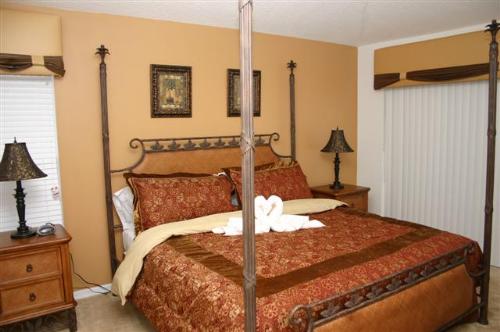 4 bedrooms / 3 bathrooms, sleeps 10 - Image 5