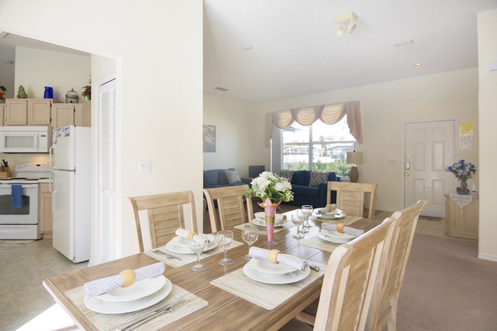 4 bedrooms / 3 bathrooms, sleeps 10 - Image 5
