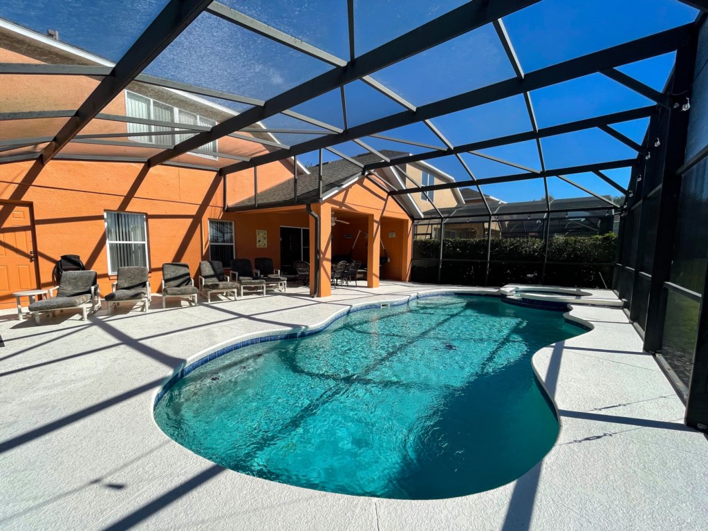 5 bedrooms / 4 bathrooms, sleeps 10 - Image 3