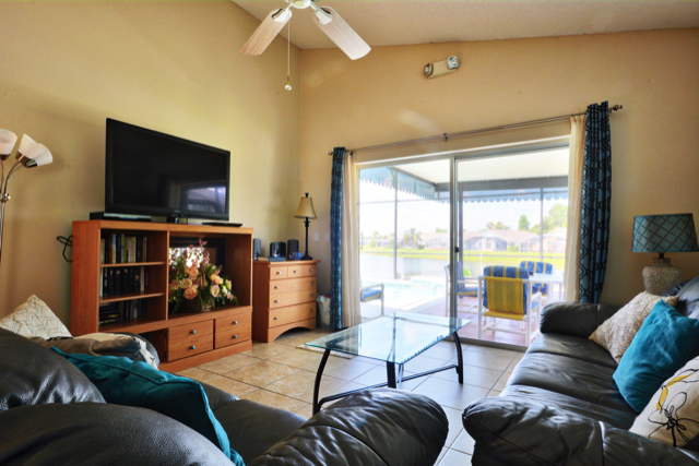 4 bedrooms / 2 bathrooms, sleeps 8 - Image 5