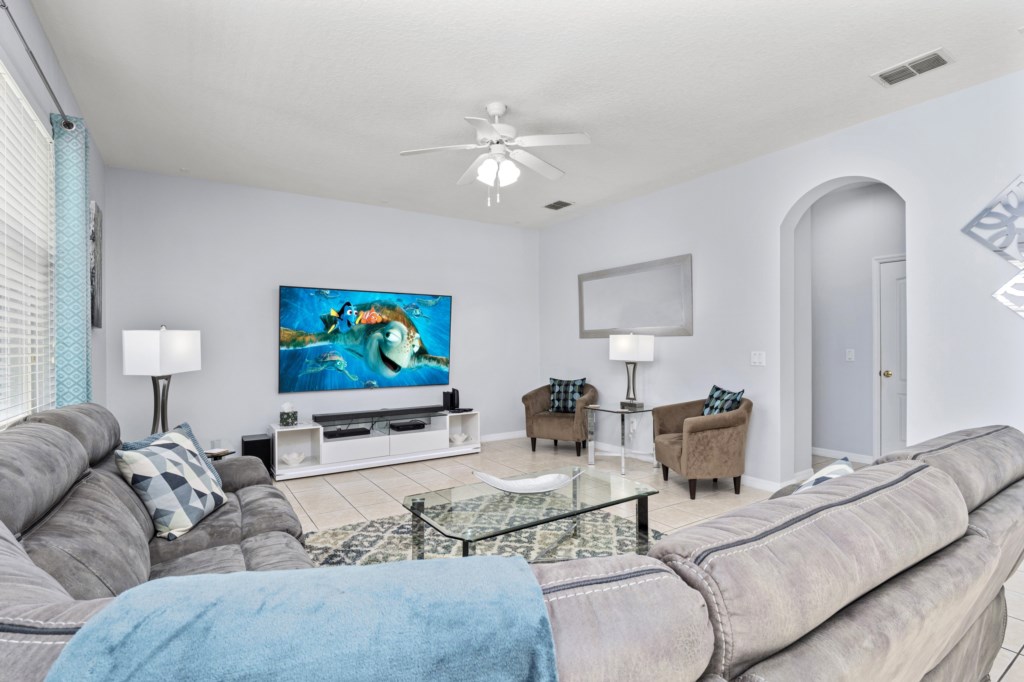 5 bedrooms / 4 bathrooms, sleeps 10 - Image 4