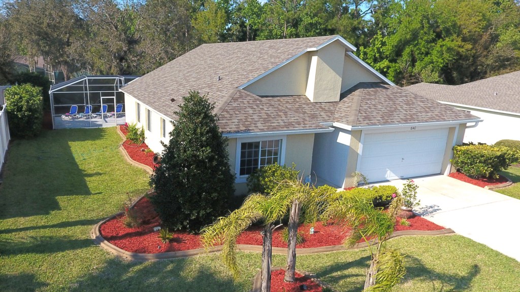 4 bedrooms / 2 bathrooms, sleeps 8 - Image 5