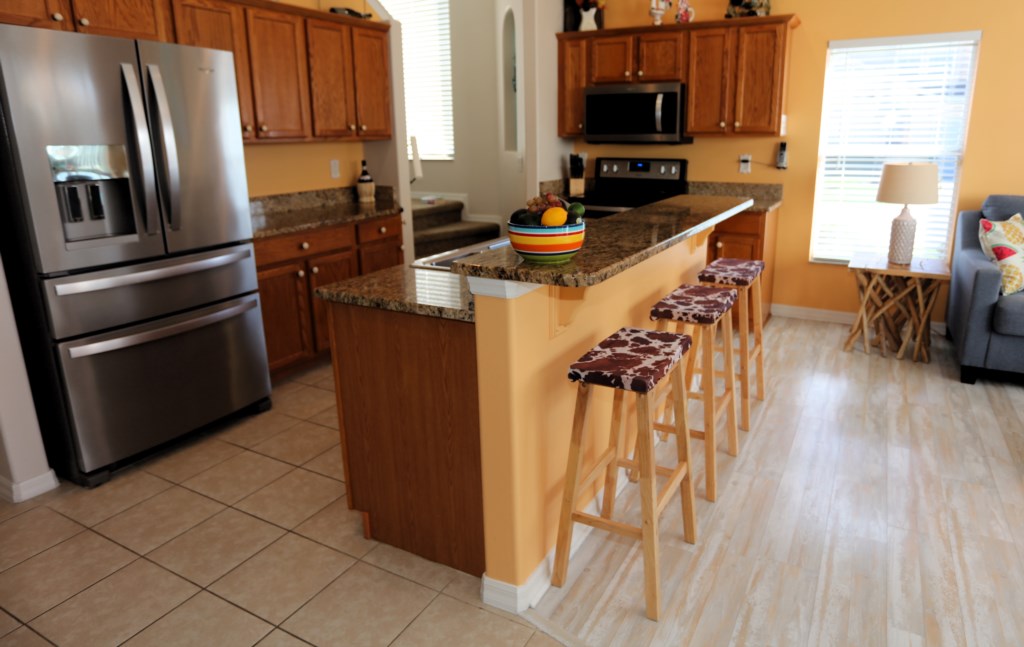 5 bedrooms / 3.5 bathrooms, sleeps 10 - Image 4