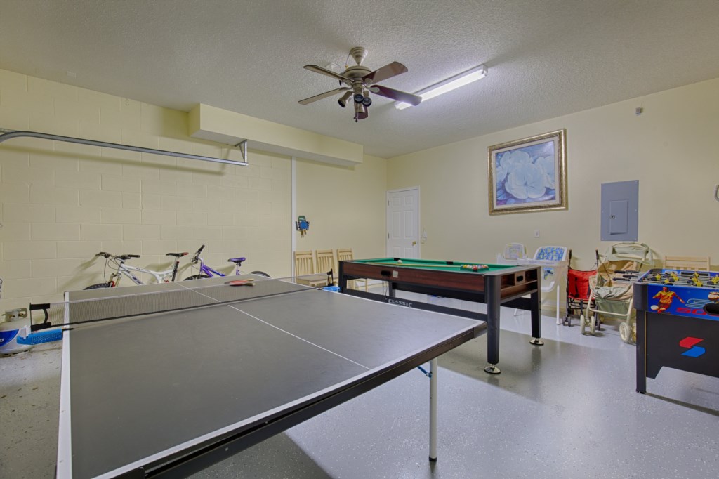 6 bedrooms / 4.5 bathrooms, sleeps 14 - Image 3