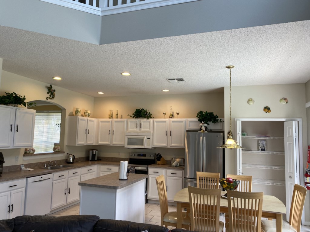 6 bedrooms / 4.5 bathrooms, sleeps 14 - Image 5