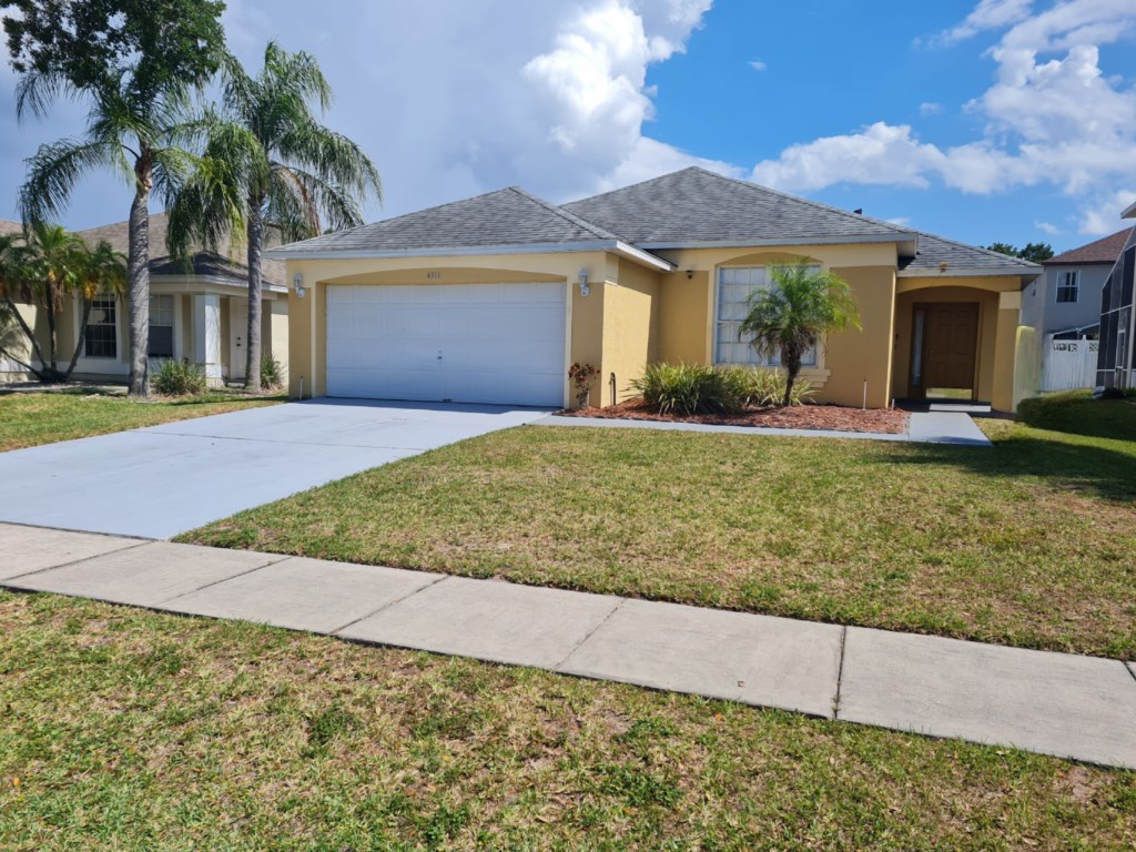 4 bedrooms / 2 bathrooms, sleeps 10